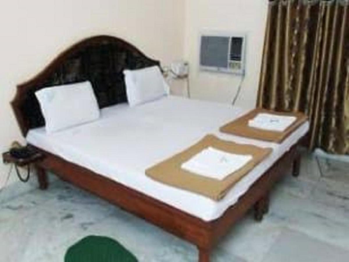 Hotel Geethanjali Residency Bhadrachalam Exterior photo